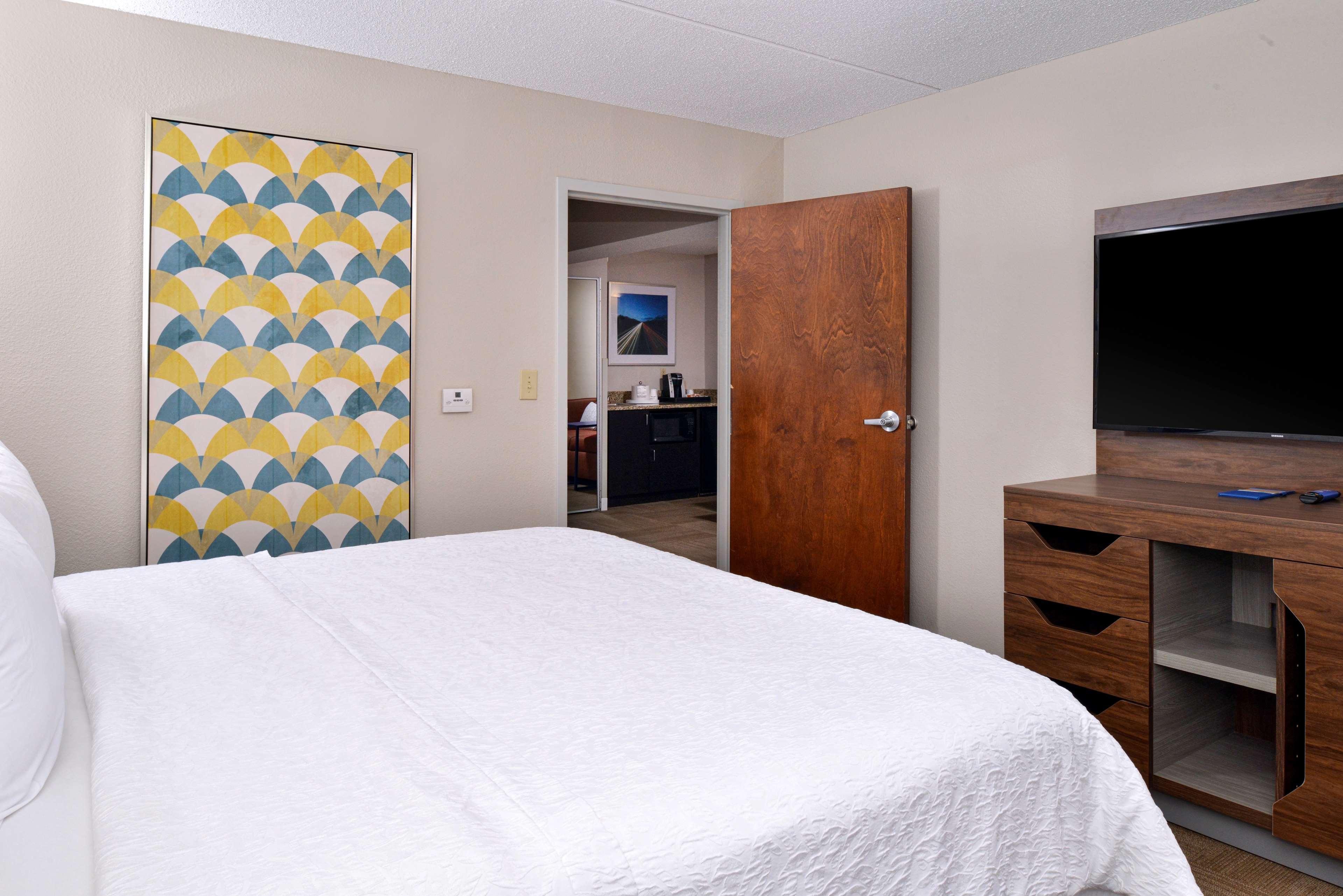 Hampton Inn Henderson Exterior photo