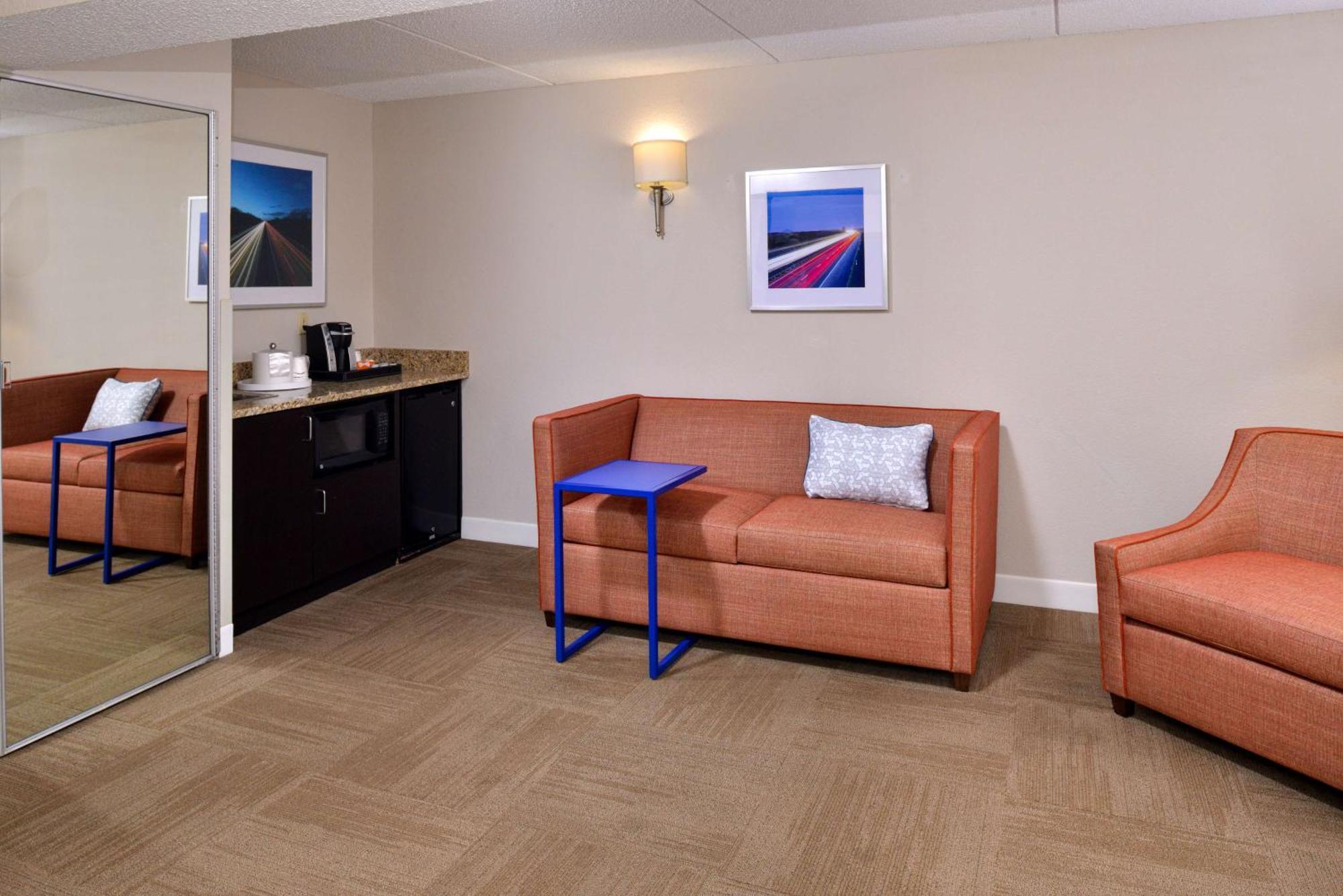 Hampton Inn Henderson Exterior photo