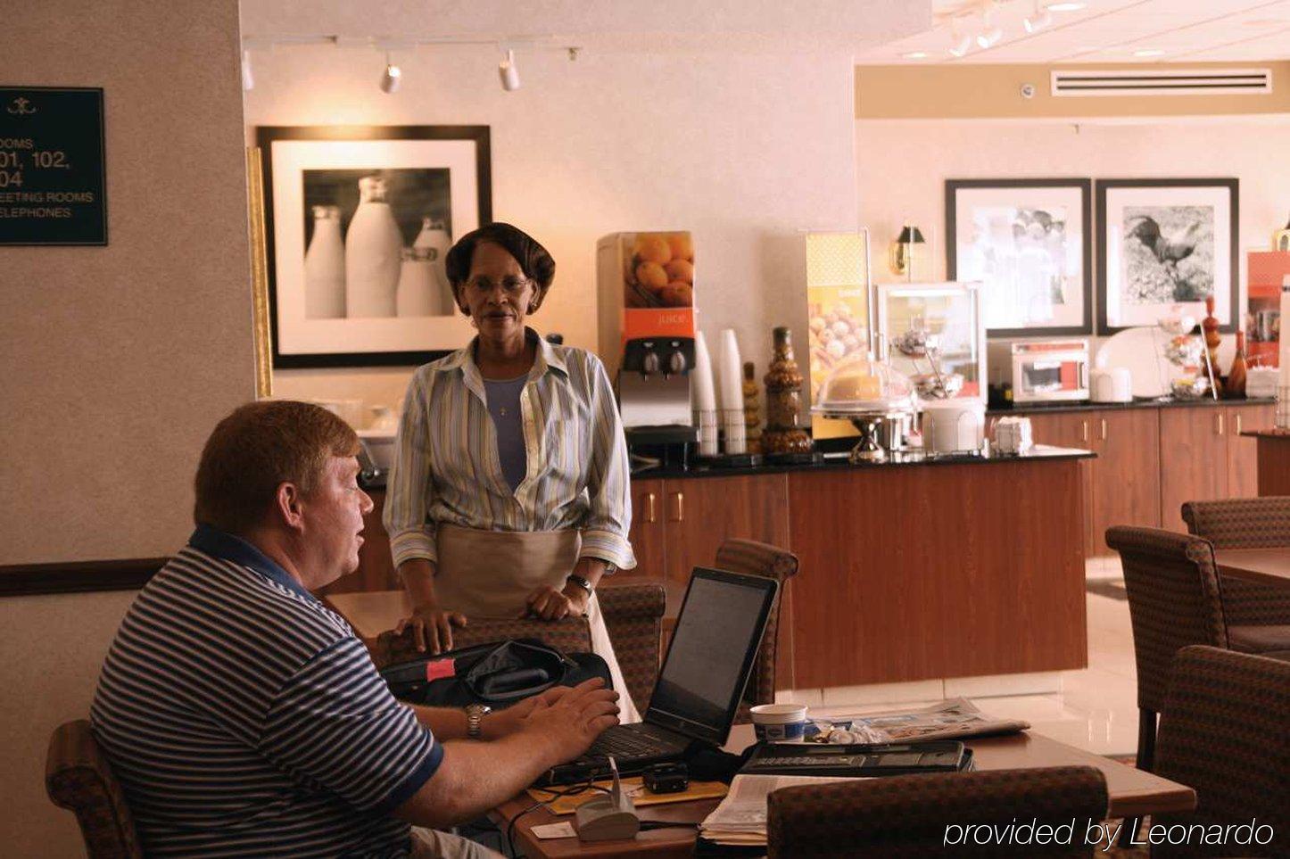 Hampton Inn Henderson Restaurant photo